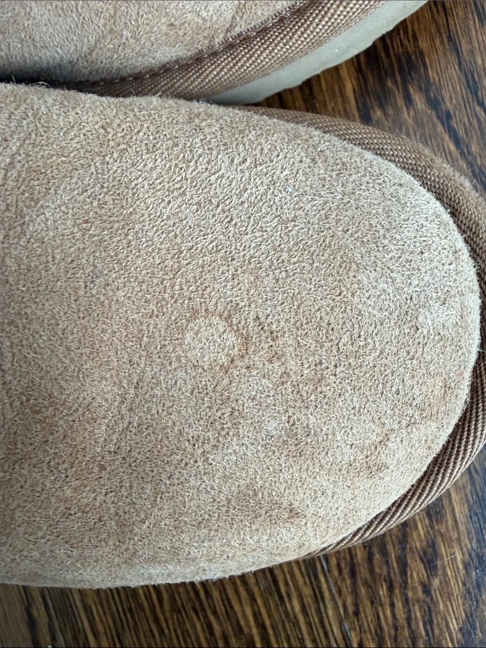 Girls Ugg “Classic Ultra- Mini” Booties, size 4 big kids